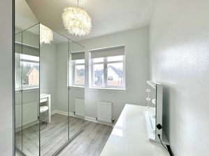 Photo 15- click for photo gallery